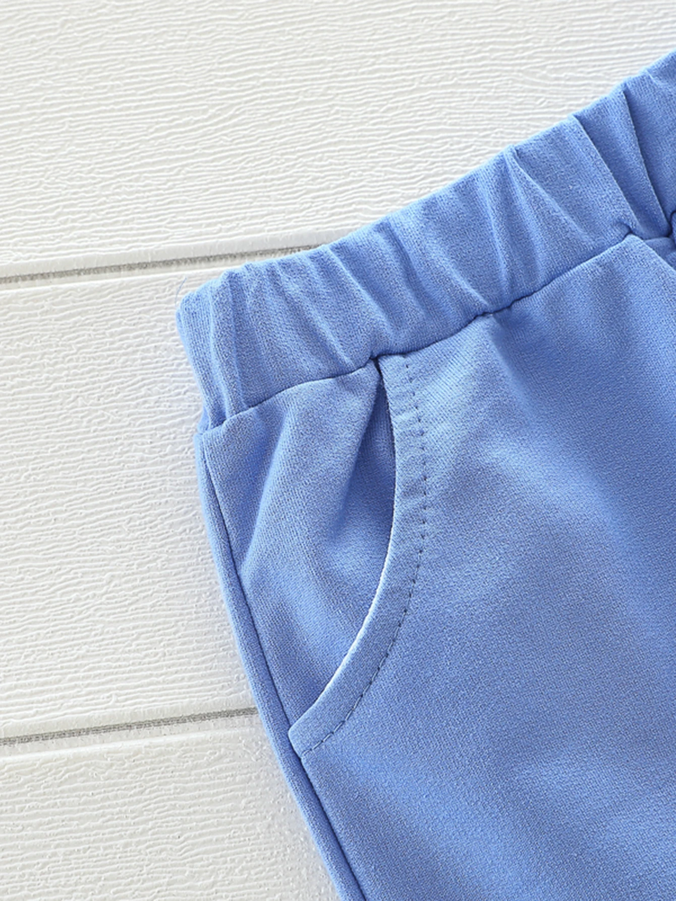2-teiliges Kinder-Set für Frühling und Herbst, modisches Outfit mit Taschen, Farbblocksaum, langen Ärmeln und Hose – Detail 4
