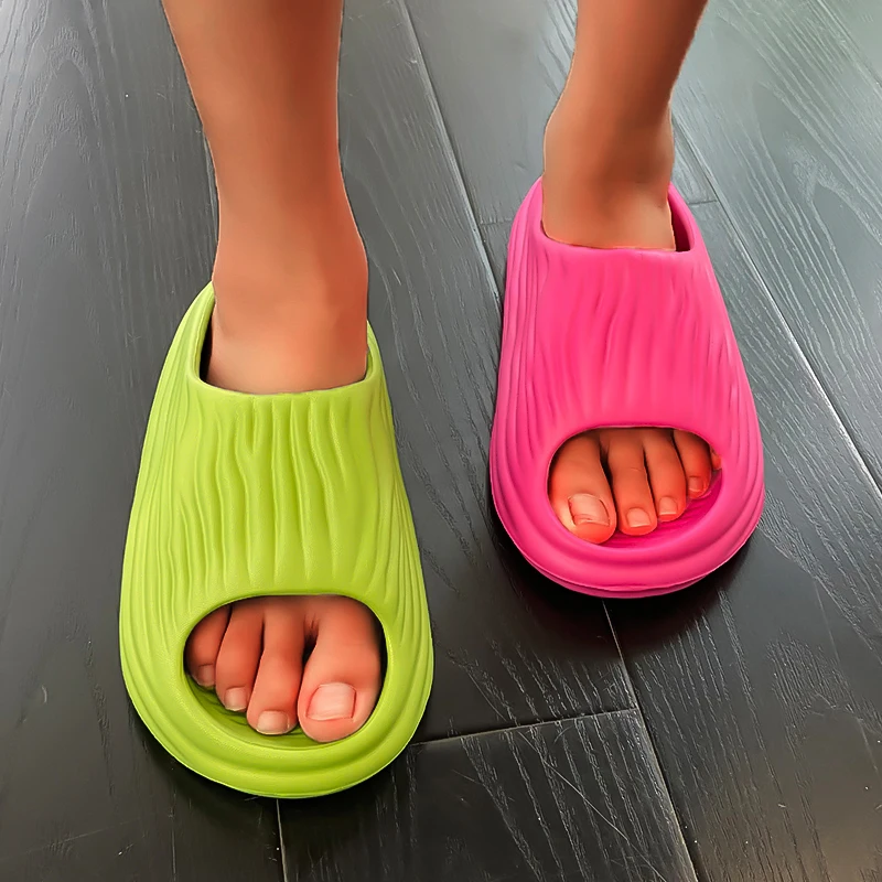 New Fashion Concise Summer Couple Non-slip Soft Slides Lithe Comfort Sandals Men Women Slippers Ladies\' Home Shoes Flip Flops