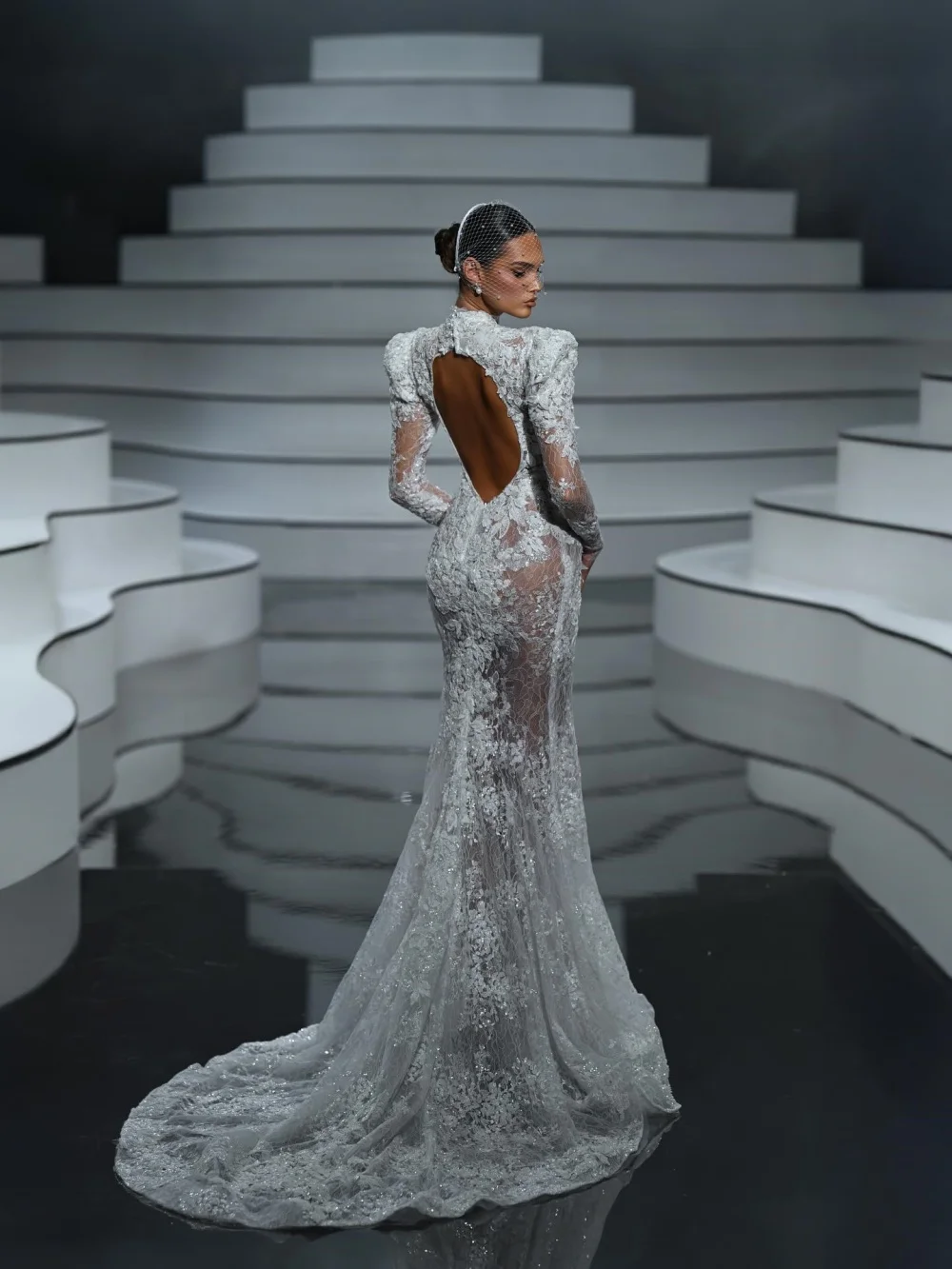Dreamy Shinny Lace Appliques Wedding Dress Captivating Backless Mermaid Bridal Gown Customzied Long Illusion Dresses For Bride
