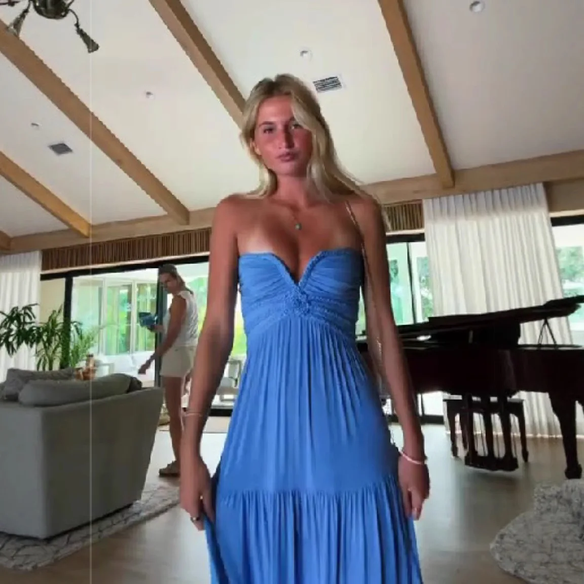 Vestido elegante de estilo de vacaciones para mujer, Falda plisada bohemia con hombros descubiertos, sin tirantes, elegante, Color sólido, sin espalda