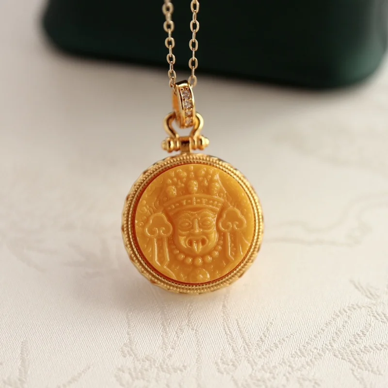 

Natural Old Amber Zakki Women Small Bulk Single Pendant S925 Sterling Silver