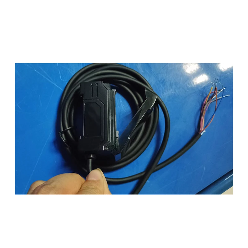 high quality RGB digital fiber optic sensor Color coding sensor RGB LED object detection