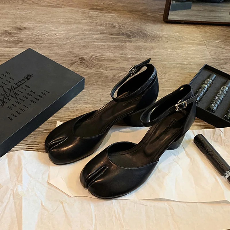 

Современные туфли-лодочки на каблуке, женские кожаные туфли-лодочки на круглом высоком каблуке с квадратным разделенным носком, весенне-летние сандалии, женская обувь Мэри Джейн на каблуке