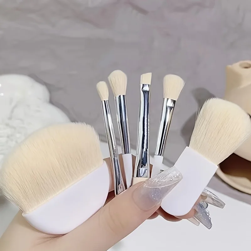 6-delige mini-make-upborstelset Poeder Oogschaduw Foundation Blush Concealer Beauty Makeup Tools Brush Professionele benodigdheden