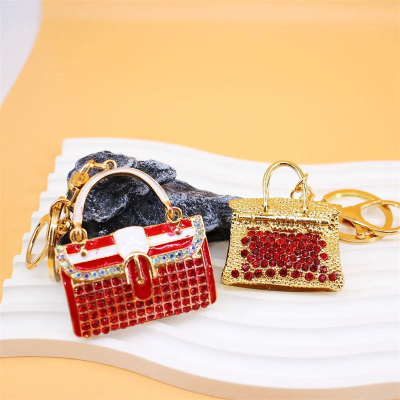 Creative Small Bag Shape Full Red Rhinestone Alloy Key Chain Exquisite Handbag Key Chain Car Pendant Gift