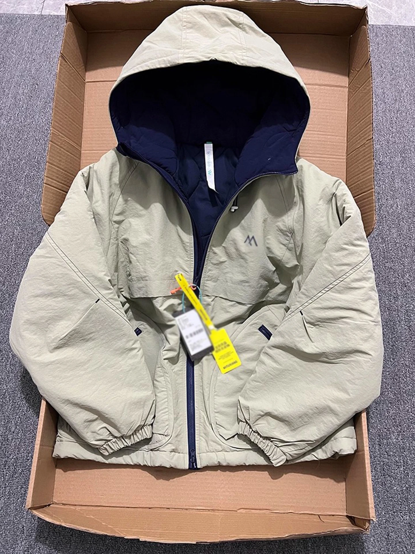 

Утепленная хлопковая куртка для мужчин, зимнее пальто для активного отдыха, водонепроницаемое, с капюшоном, повседневное, с длинными рукавами