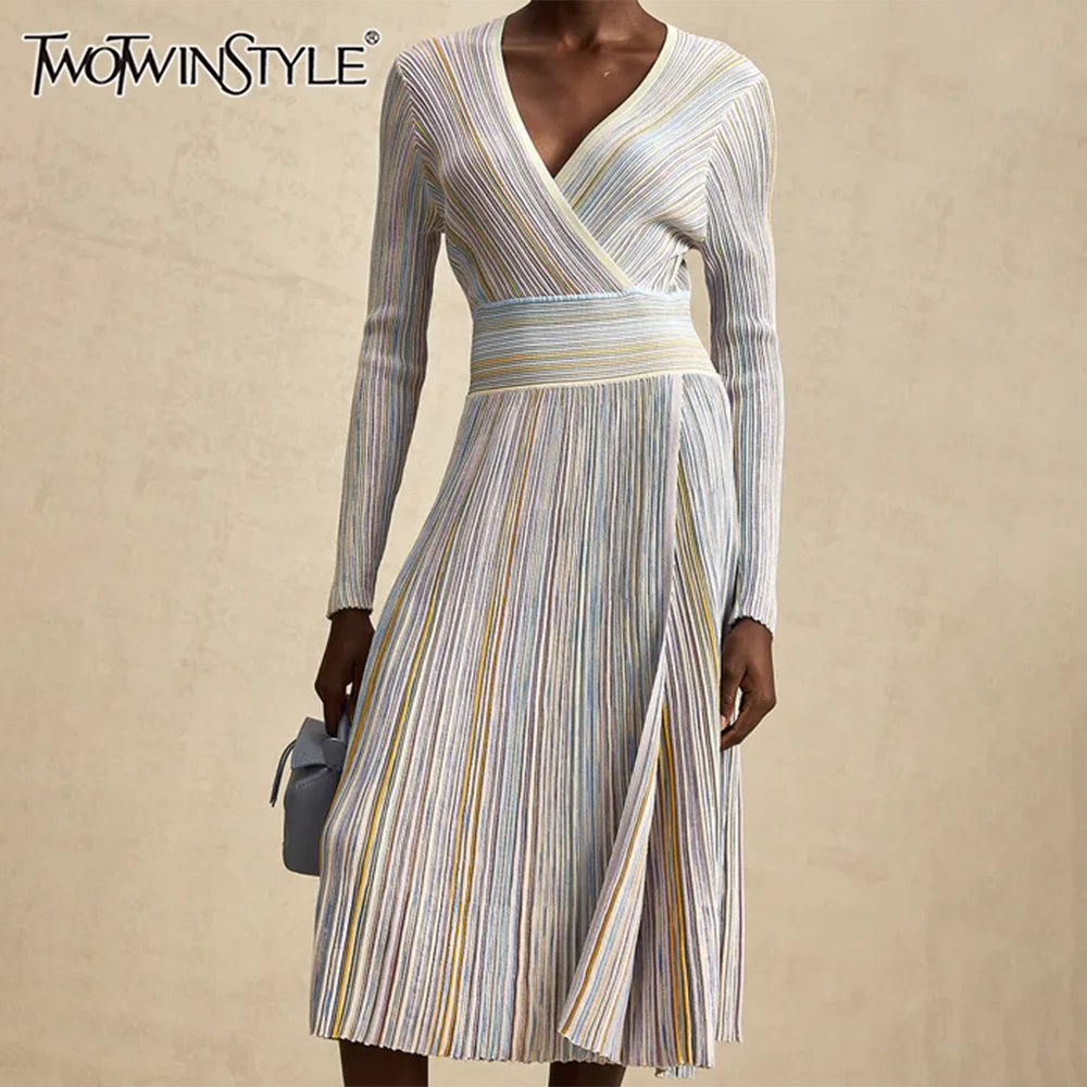 TWOTWINSTYLE Hit Color Slimming Dresses For Women V Neck Long Sleeve High Waist Temperament Split Dress Female Fashion Style New