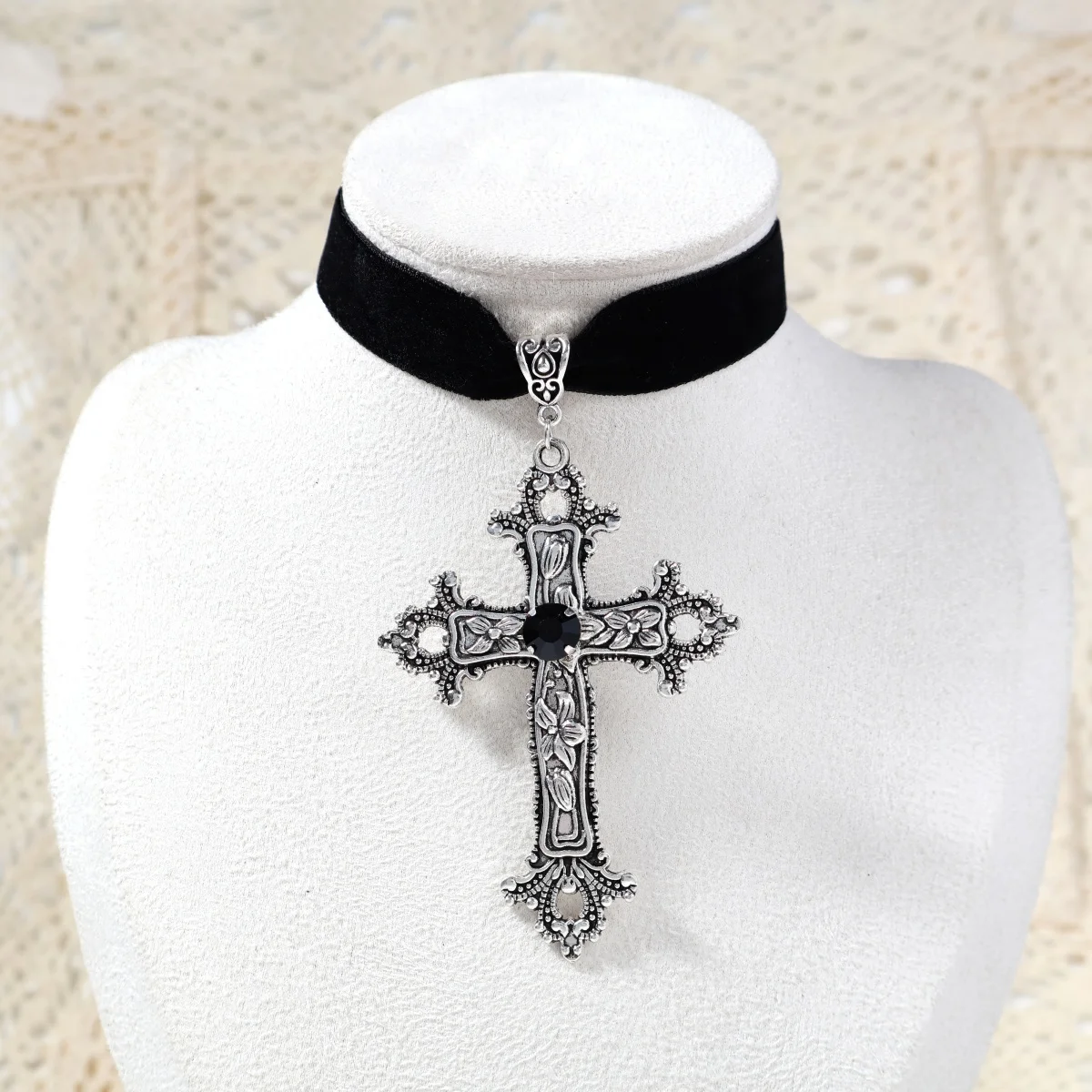 Black Cross Choker Gothic Punk Necklace for Girls Women Alternative Unique Jewelry Valentine's Day Gift