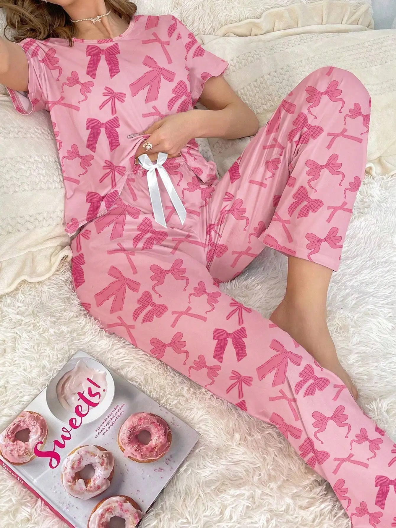 

Pink Bow Print Short Sleeve Pajama Set with Satin Tie Waist