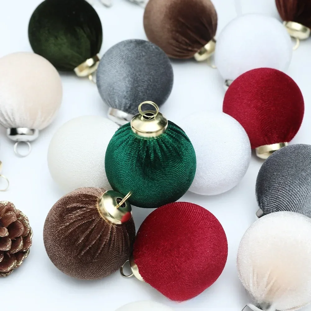 

Бархатные рождественские шары 6 см, утолщенные бархатные плюшевые рождественские украшения, подвесные украшения, роскошный дизайн