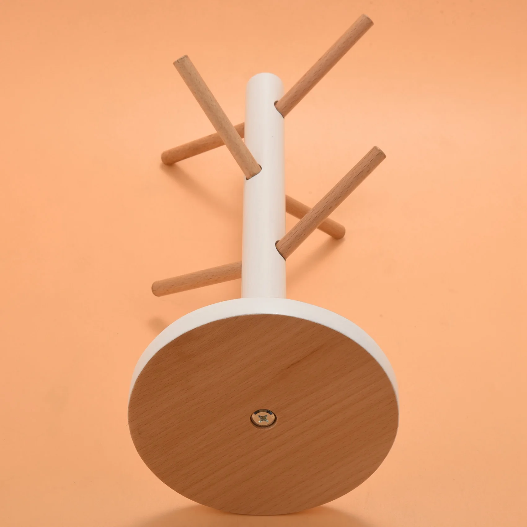 Hängendes Holz-Getränkebecher-Display-Regal mit 6 Haken, baumförmiger Holz-Kaffee- und Teetassen-Aufbewahrungsständer, weiß