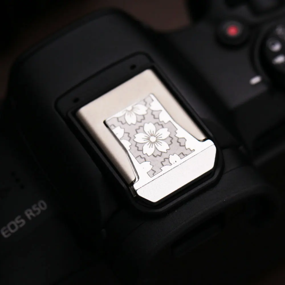 

For Canon EOS R R3 R5 R10 R62 R50 R50V R52 R6 R8 R62 R7 R5C Shutter Button Camera Metal Hot Shoe Cover Photography Accessories