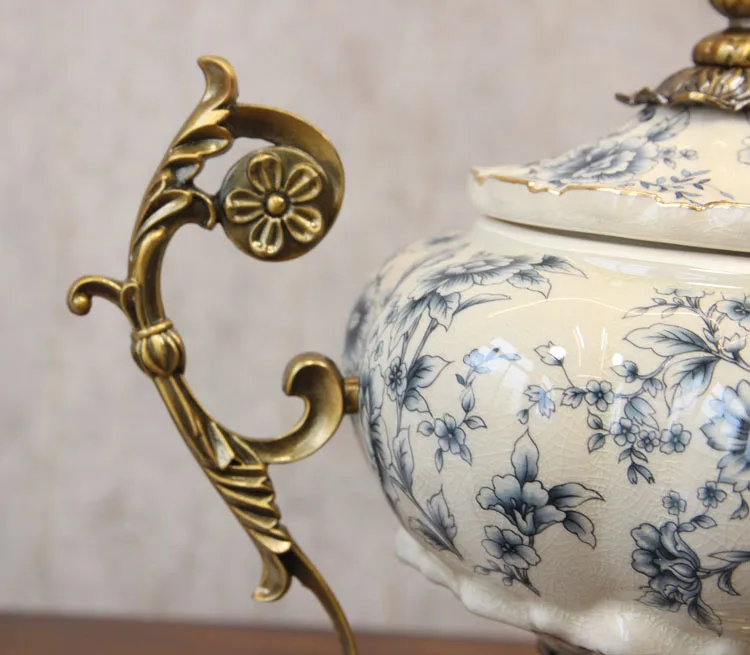 American villa model room ceramic decorative jar European retro living room entrance handicraft ornament