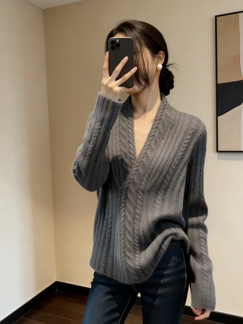 

Уникальный вязаный свитер-топ в корейском стиле для зимы: модный, высококачественный, легкий, роскошный.