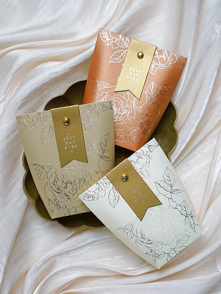 Gold Stamping Process Mini Gift Box with Ribbon, Flower Candy Box, Wedding Candy Box, Wedding Gift Box