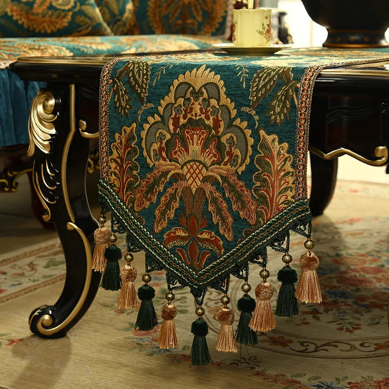 Luxury Tassel Table Runner Dining Table Decor Jacquard Embroidery Table Runner European Style Chenille Fabric Tablecloth Towel