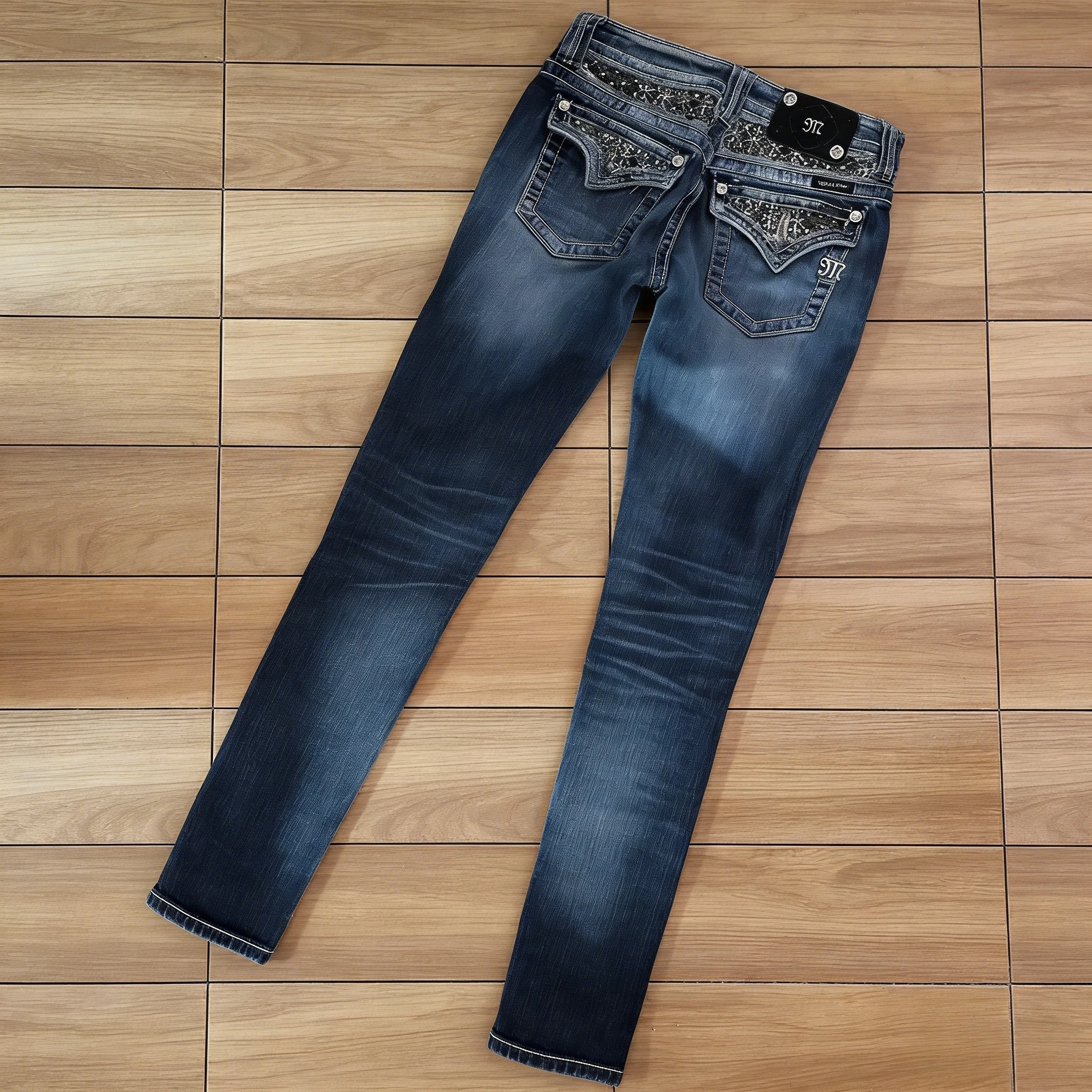 American Y2K 2000s Rhinestone Wing Embroidered Jeans Womens Blue Low Rise Flared Denim Pants with Studded Pockets Streetwear