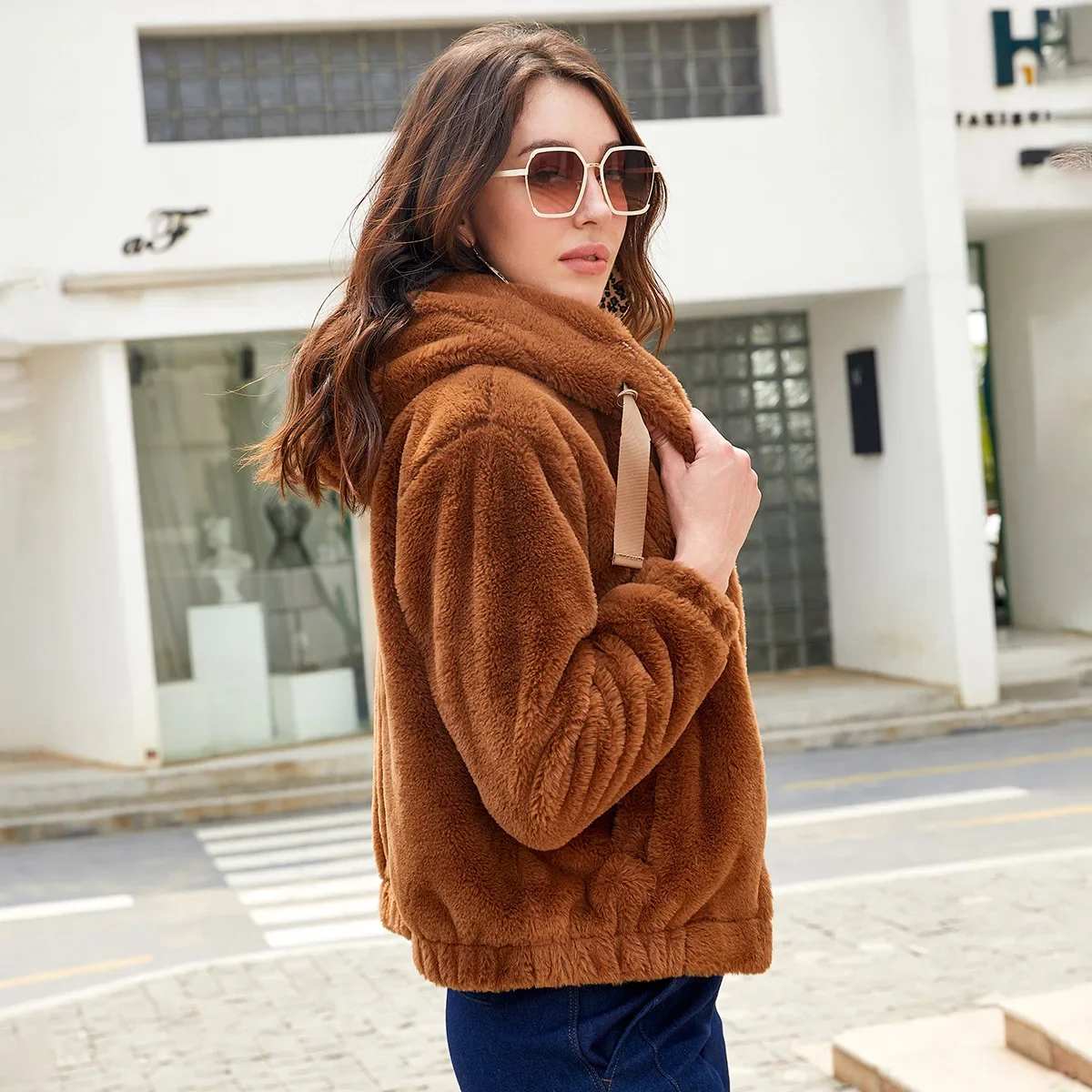 2025 Women's New Autumn Winter Plus Velvet Jacket Female Plush Coat Hooded Long Sleeved Warm Cotton Jacket Solid Color Short Top