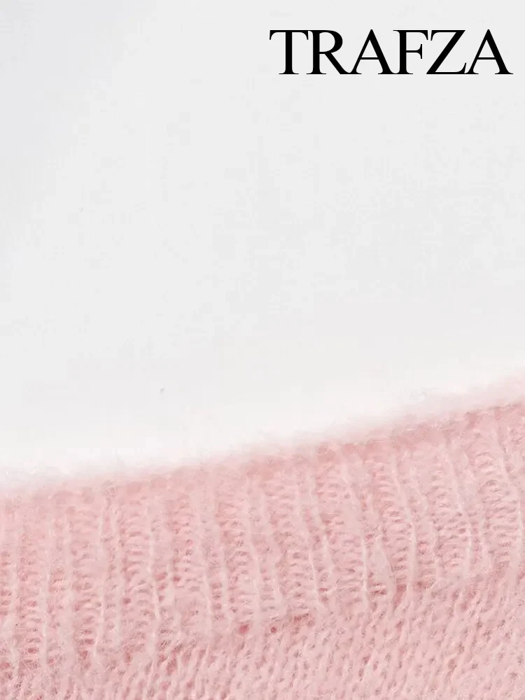 

TRAFZA Autumn Women's Fashion Off-shoulder Soft Knitted Pullover Sweater Female Asymmetric Loose Sweater Cozy Long Sleeves Tops