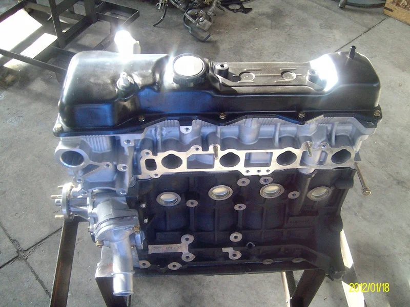 

2RZ-FE 4-Stroke Engine Assembly 2RZ-FE Motor Engine for Hiace Engine for Sale