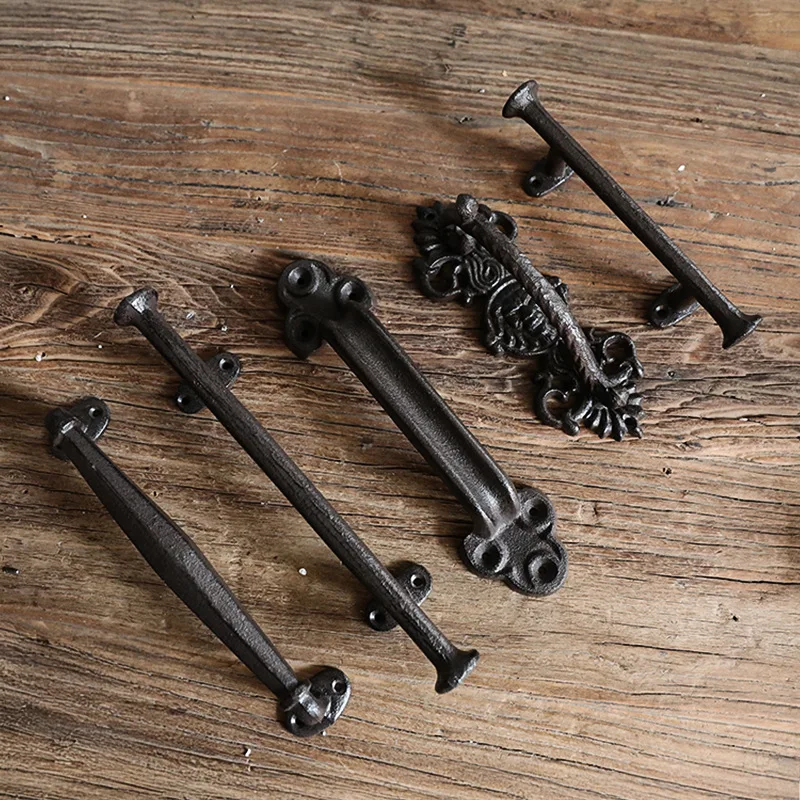 الأوروبي الرجعية الحديد الزهر مقابض الأبواب مقاومة للضغط الصدأ واقية أدراج خزائن مقابض حديقة فناء جدار الزينة