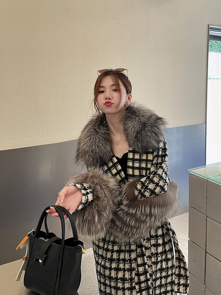 2023 Woolen fur,New  Women real fur fall winter Real Fur Coat Jacket Women Natural Fox Fur Collar Cashmere Woolen coats outerwea