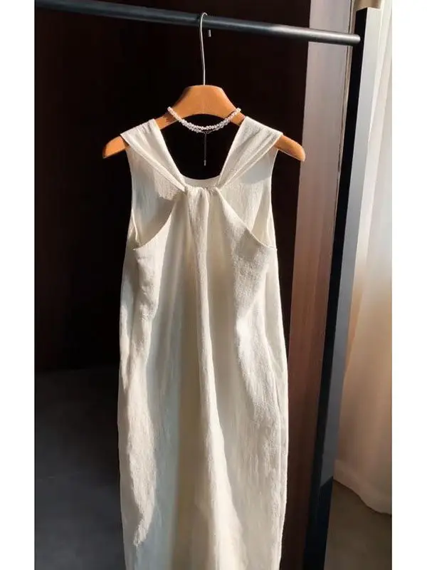 

Новое белое свободное платье без рукавов 2026 года: элегантное, с завязкой на спине, модное длинное летнее платье для города, простой стиль, полиэстер