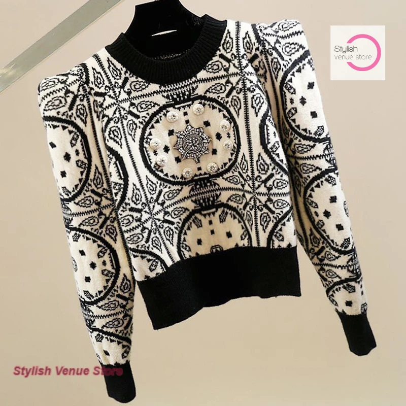 

Korean version of heavy-duty retro diamond-encrusted sweater women's autumn and winter design sense pullover long-sleeved top