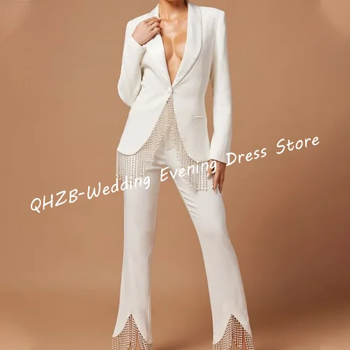 ملابس الحفلات والعطلات