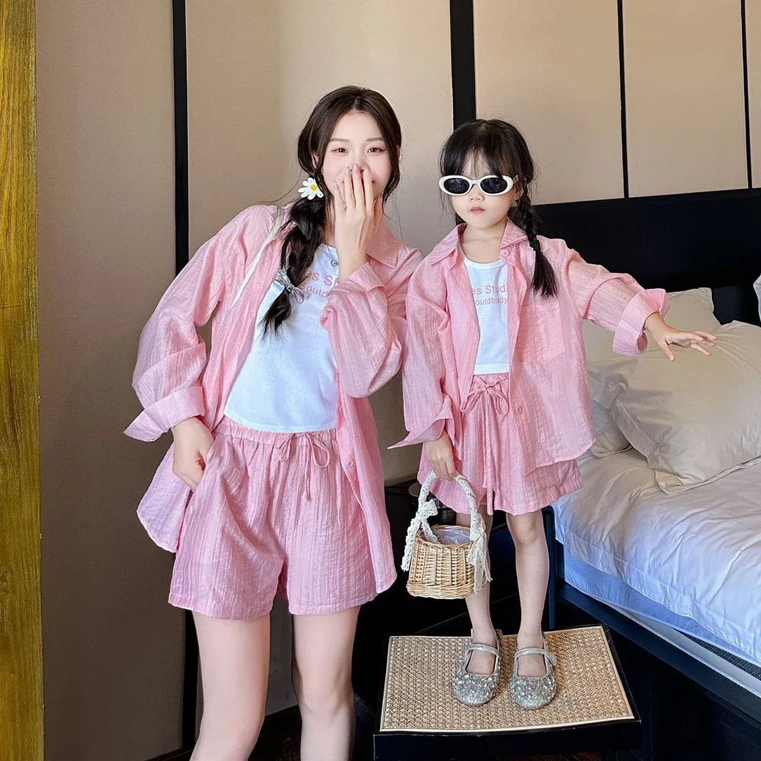 

2024 Summer Mom and Daughter 3 Pieces Sets Baby Girls and Mother Pink Shirt + Shorts + Vest Outfits Mummy and Me Clothes Suit