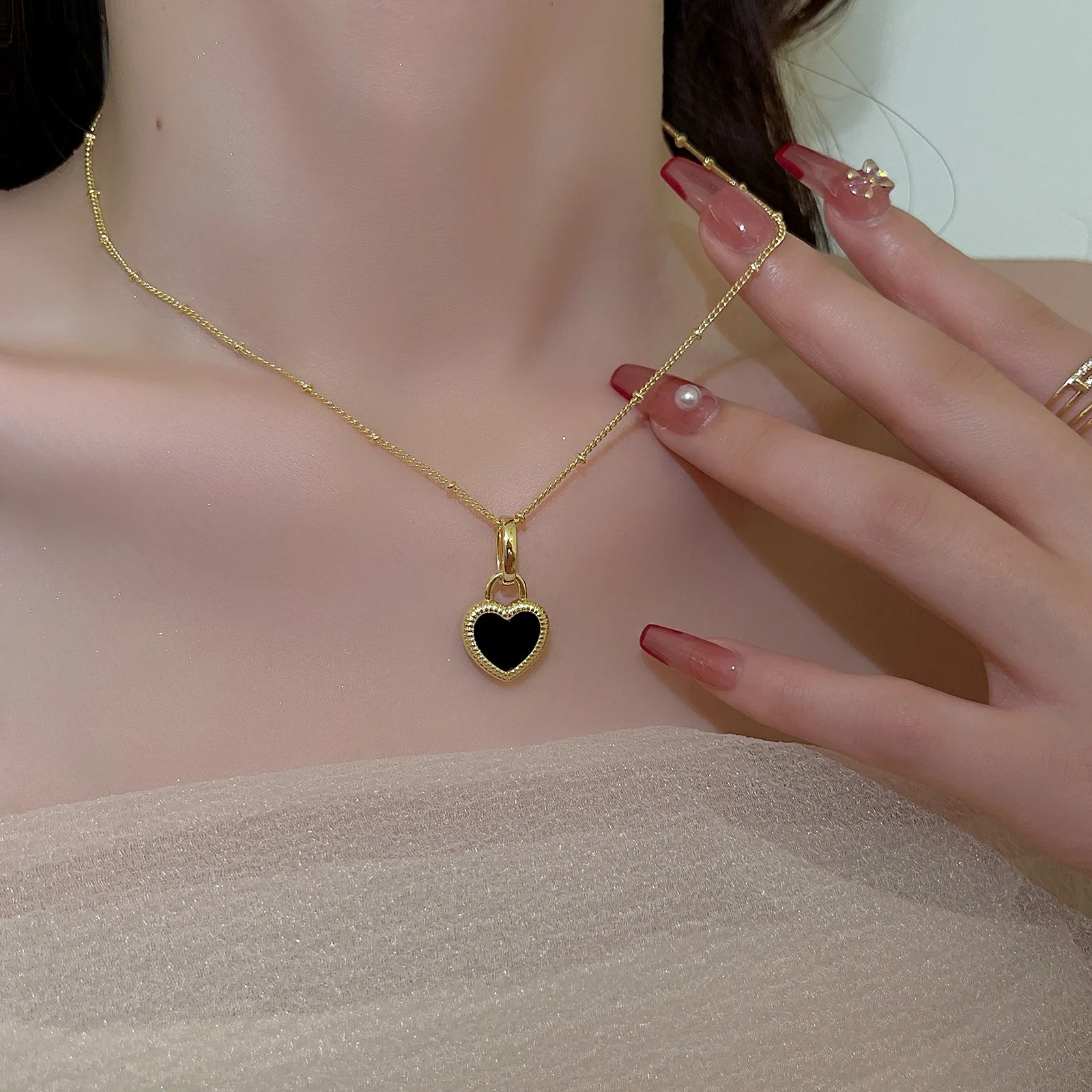 Vintage Double Sided Heart Pendant Necklace For Women Girl Clavicle Chain Choker New Fashion Trendy Jewelry Gift Party