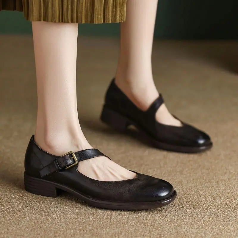 

French Style Women Basic Shoes With Buckle Real Leather Comfort Flats On Low Heel Round Toe Women Flats Cowhide Mary Janes