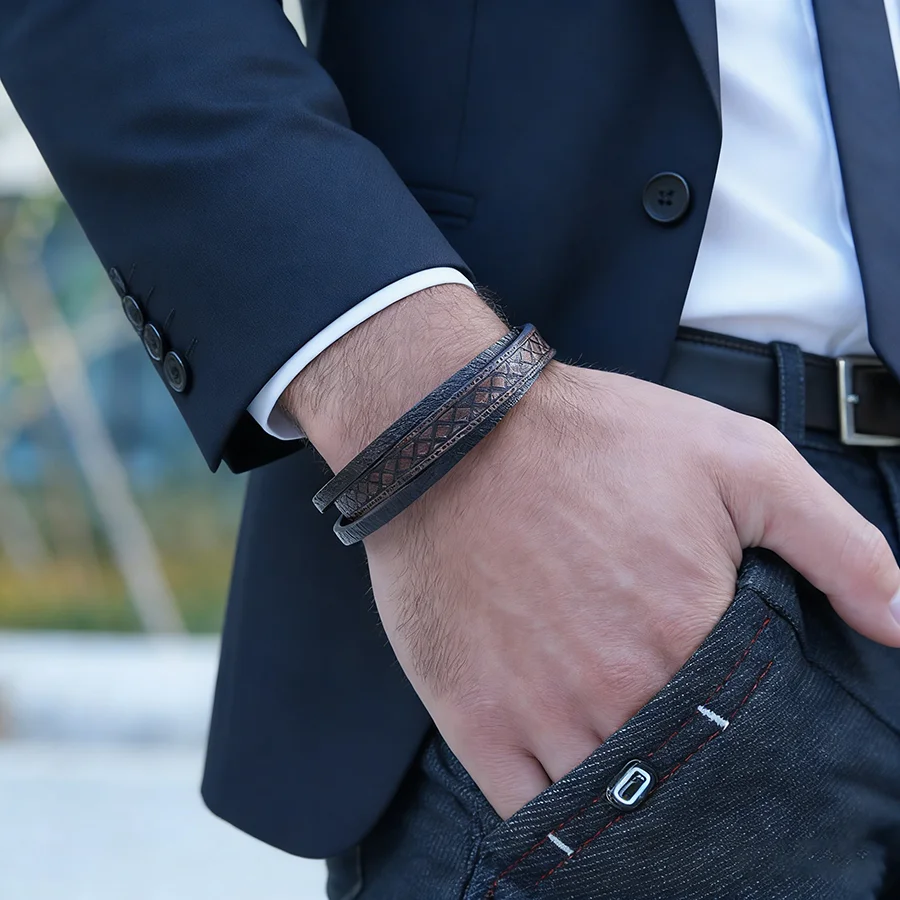 Punk Geflochtenes PU-Leder Armband für Männer Mehrschichtig 2 Farben Abnehmbarer Magnetverschluss Wickelarmband Valentinstag Herren Geschenk Schmuck
