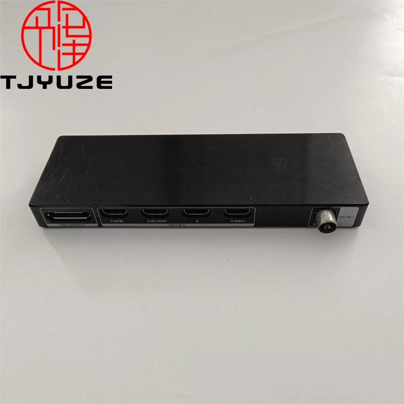 

Used ONE CONNECT MINI BOX For TV UE49KS7000UXRU UE55KS7500UXRU UE65KS8000UXRU UE78KS9000UXRU UE55KS7000UXRU UE55KS8000UXRU Boxs