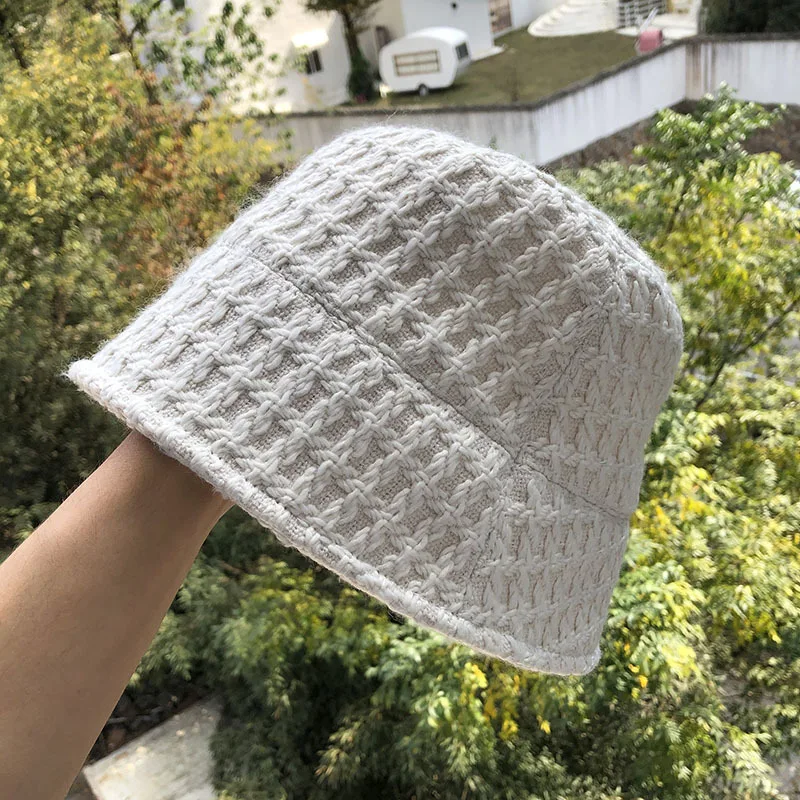 white-lampshade-bucket-hat-face-slim-straight-basin-hat-women-autumn-winter