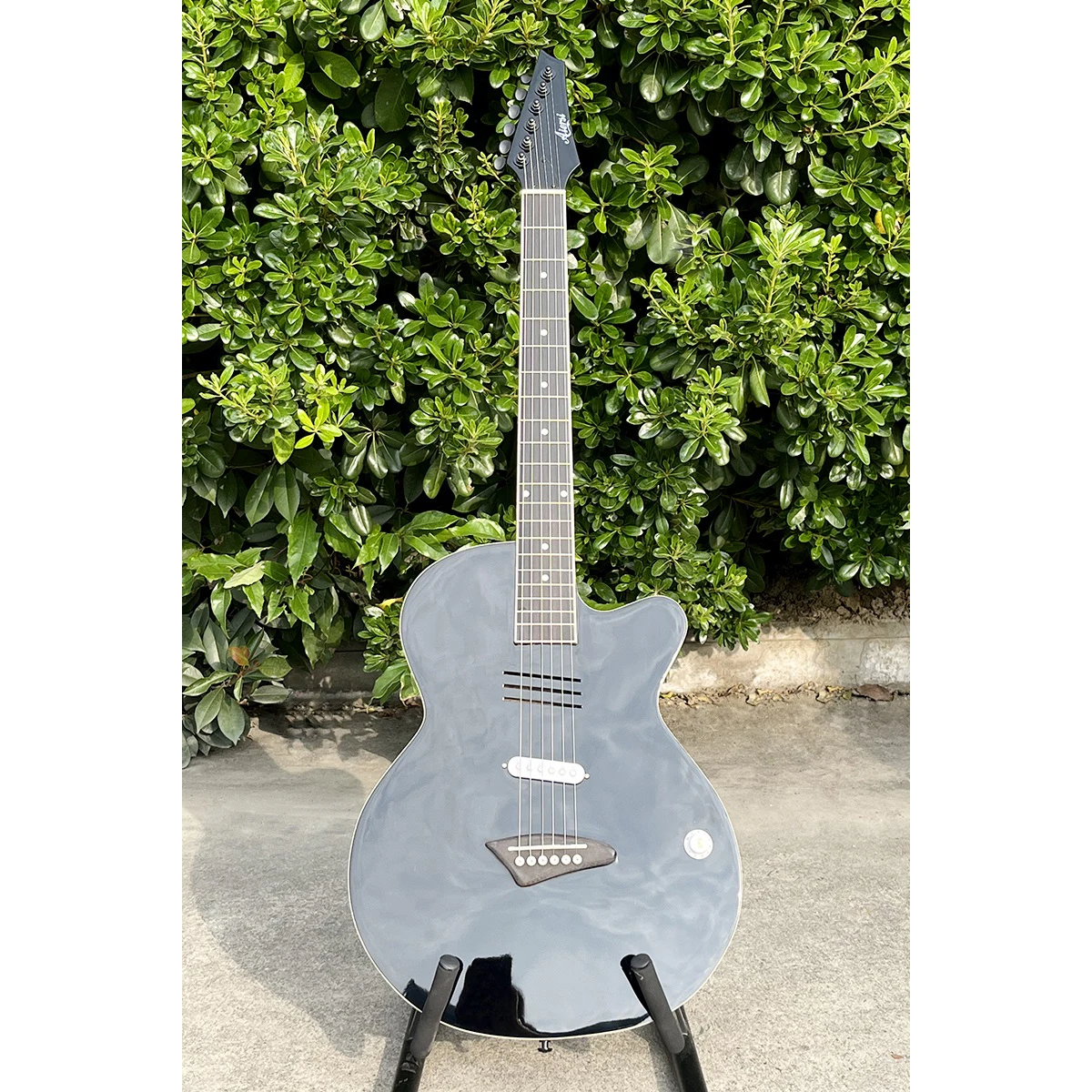 Guitarra eléctrica acústica marca Aiersi con pastilla instrumentos musicales electrónicos precio barato logotipo personalizado Color brillante recortado