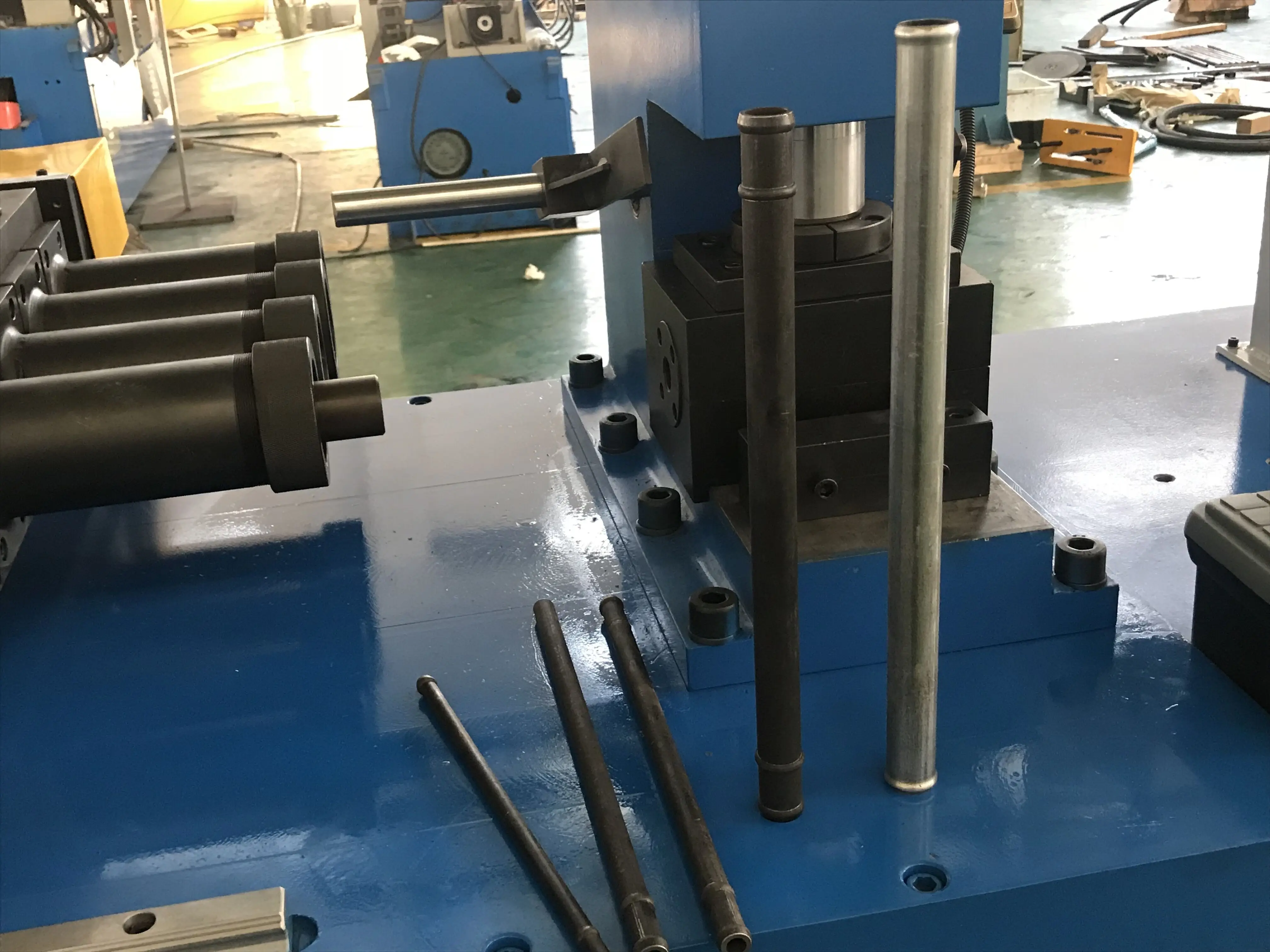 Automatic Pipe End Forming Machine End Finishing Machine Square Round Pipe End Shaping Machine