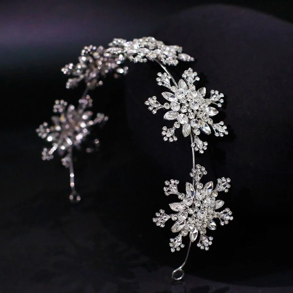 tiara-de-casamento-prateada-com-flocos-de-neve-brilhantes-e-strass-coroa-de-flocos-de-neve-acessorio-de-cabelo-brilhante