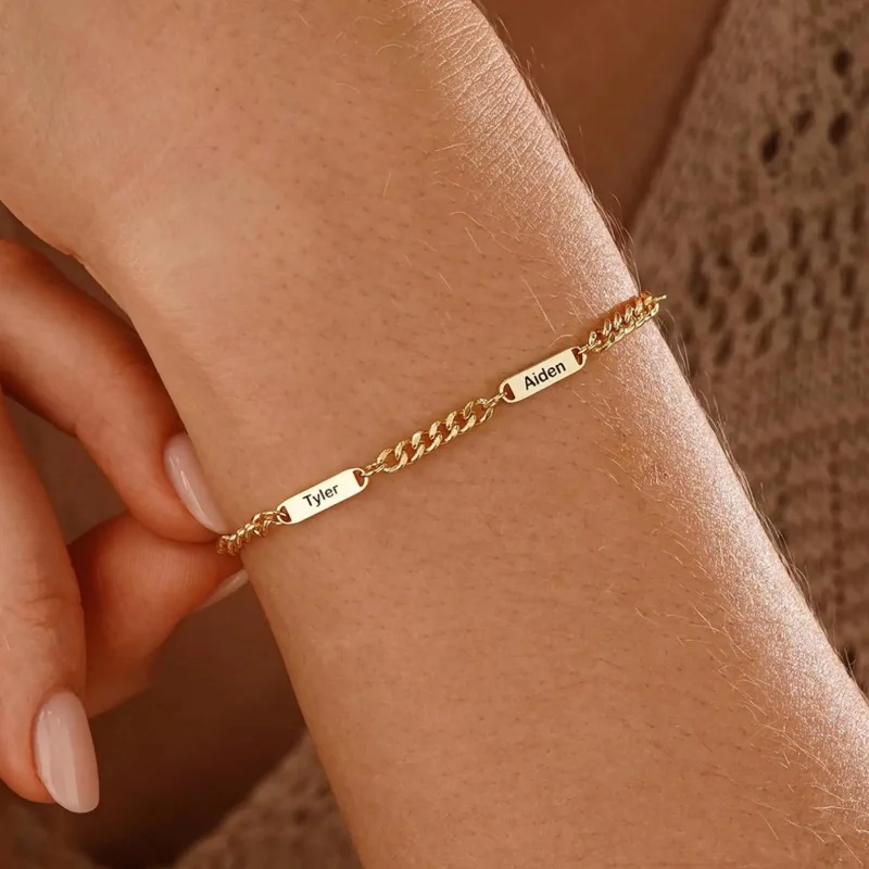 Customizable Stainless Steel Bracelet with Multiple Names; Minimalist Engraved Letter Bracelet—a Gift for Mom or Wife.