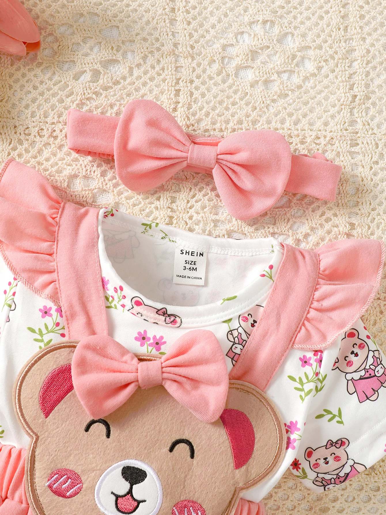 Baby Girl Round Neck Short-Sleeved Bear Print Triangle Dress + Ruffled Pink Strap Skirt + Bow Headband Foreign Three-Piece Set