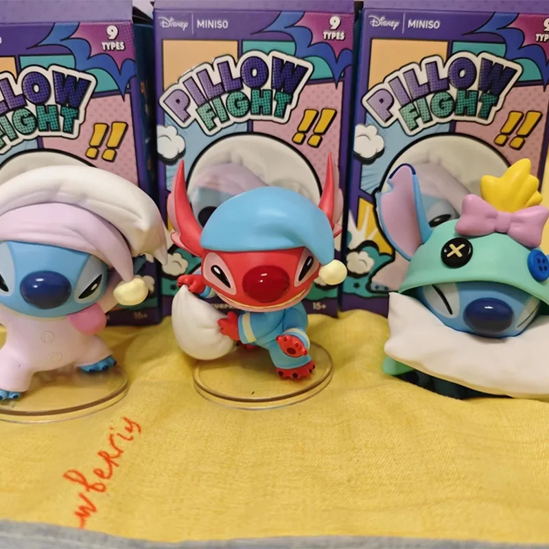 Stitch Pillow Fight Blind Box Figur Niedliches Alien-Sammelspielzeug Lilo und Stitch Anime-Dekor Geschenk für Fans Kinder