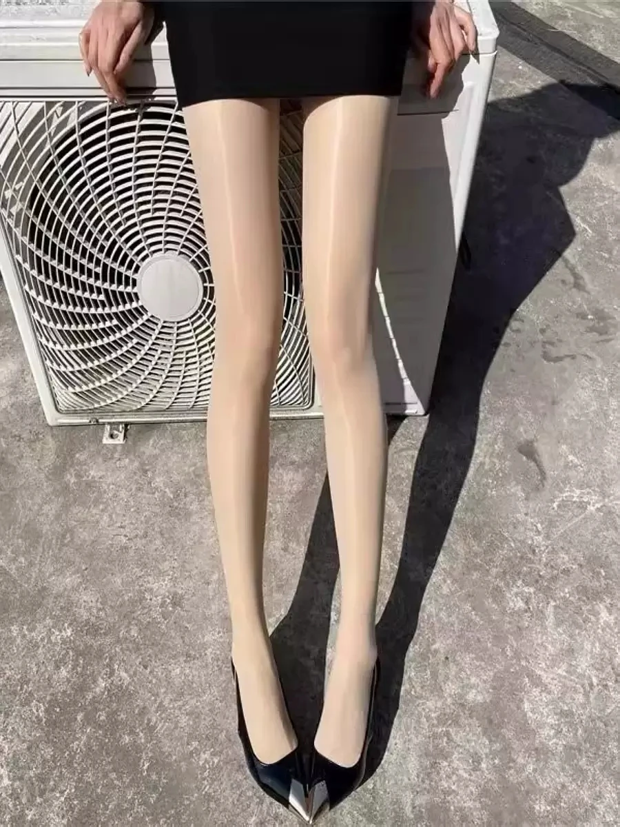1 item Plus Size Basic Pantyhose, Women's Plus Solid High Rise Smoothing Oil Shiny Skinny Stockings
