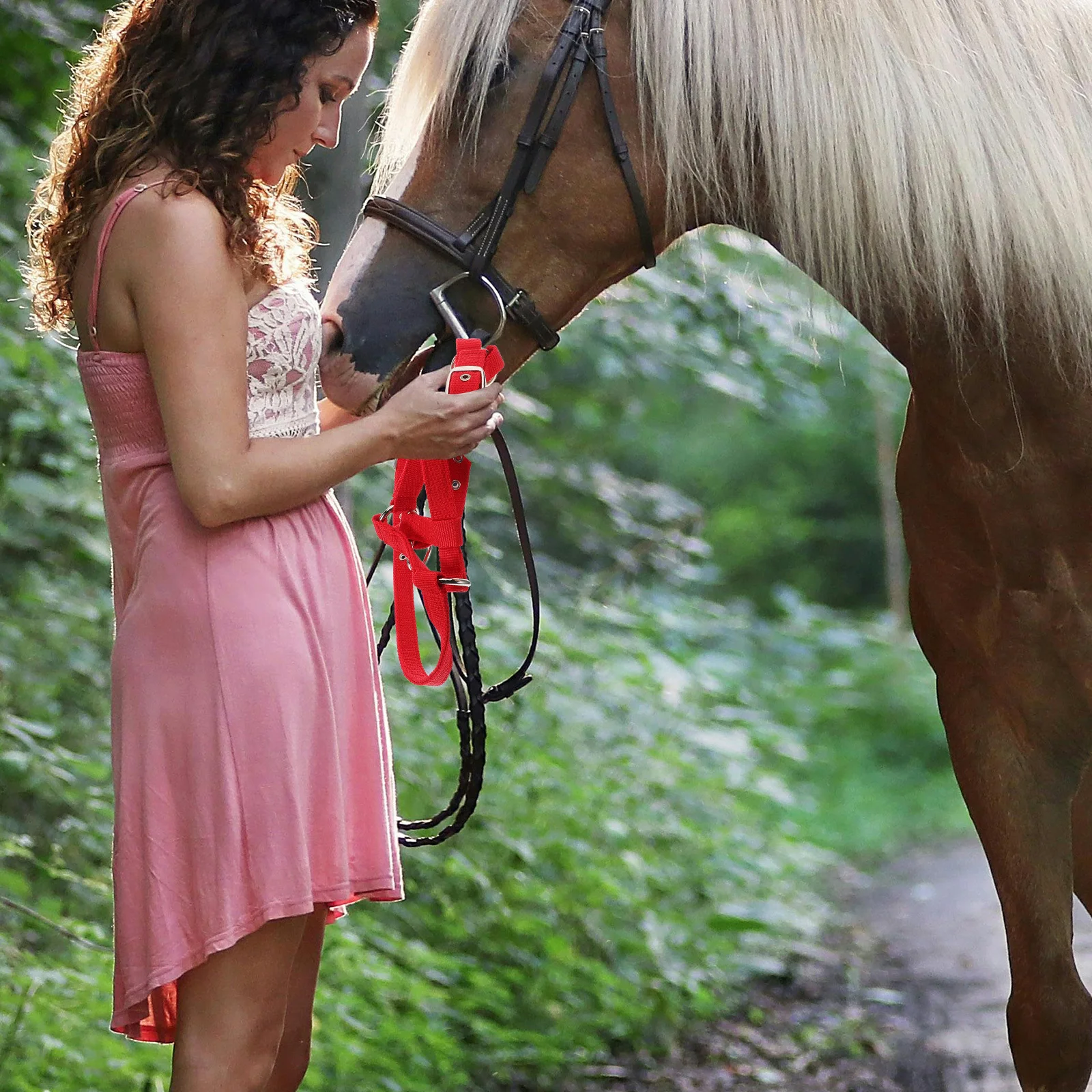 

Children Equestrian Training Adjustable Nylon Padded Horse Halter Rope Durable Horse Equipment Halter Chin Strap Cover