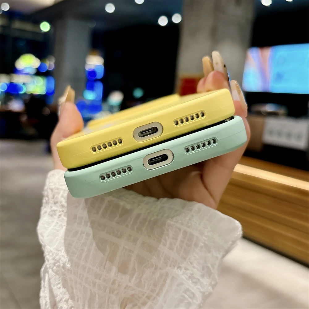 Жидкий силиконовый магнитный матовый однотонный мягкий чехол для iPhone 17 Air 16 13 15 Pro Max 14 Plus 12 11, противоударный чехол с беспроводной зарядкой