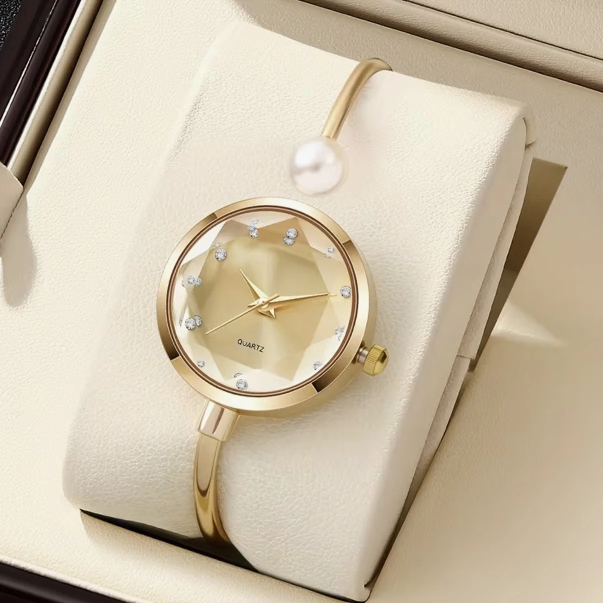 Women Round Diamond Faceted Dial Quartz Watch Pearl Decor Bangle Bracelet Watch Elegant Ladies Jewelry Watches