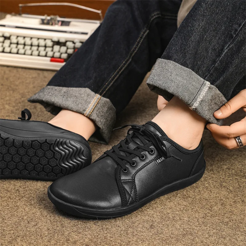 New Men Leather Casual Shoes Fashion Flat Leisure Shoes Street Cool Lace-up Loafer