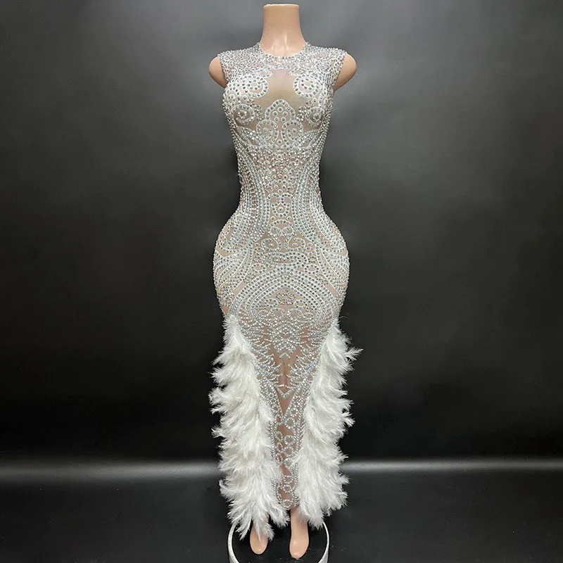 

Wome Luxury Evening Party Dress Sleeveless O Neck Beading Feathers Ankle Length Long One Piece Celebrity Birthday Wedding Gowns