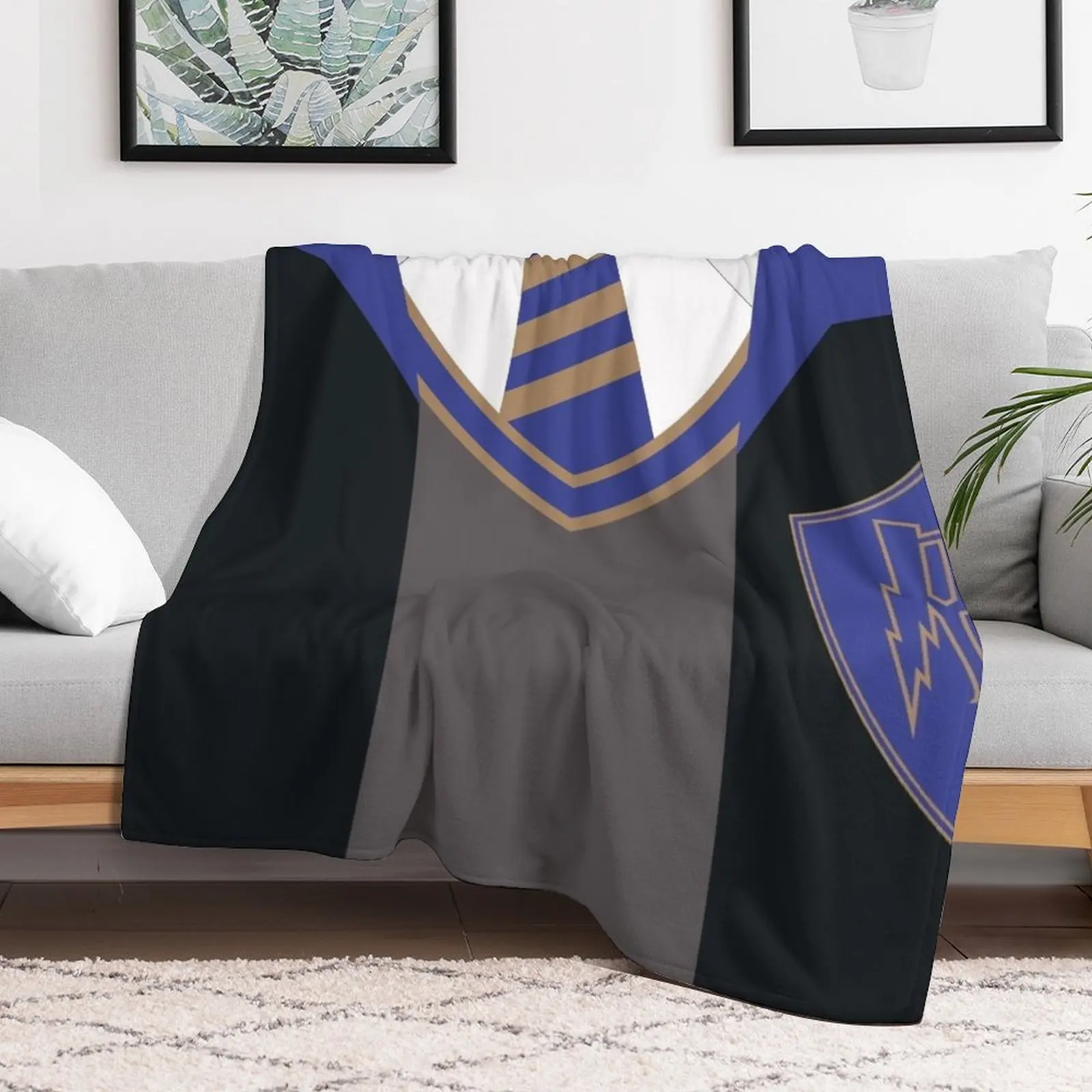 College Uniform R. Throw Blanket Luxury Luxury Throw Blankets