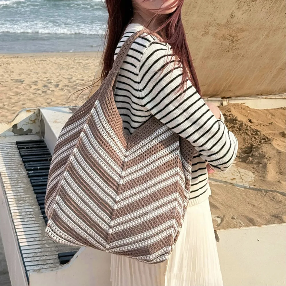 

Vintage Shoulder Bag Hollowed Out Knitted Bag Bohemian Large Capacity Beach Starw Bag Storage Bag Stripe Crochet Tote Bag Travel