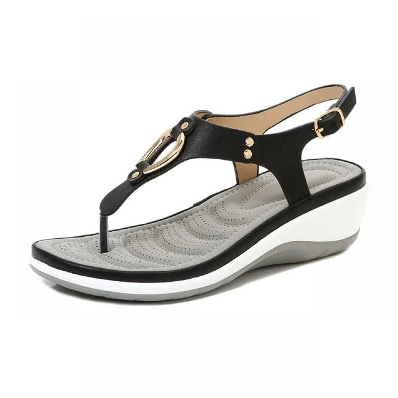 Sandali con zeppa da donna 2023 Infradito da spiaggia in tinta unita alla moda per donna Scarpe da donna con punta a clip Sandali con tacco basso